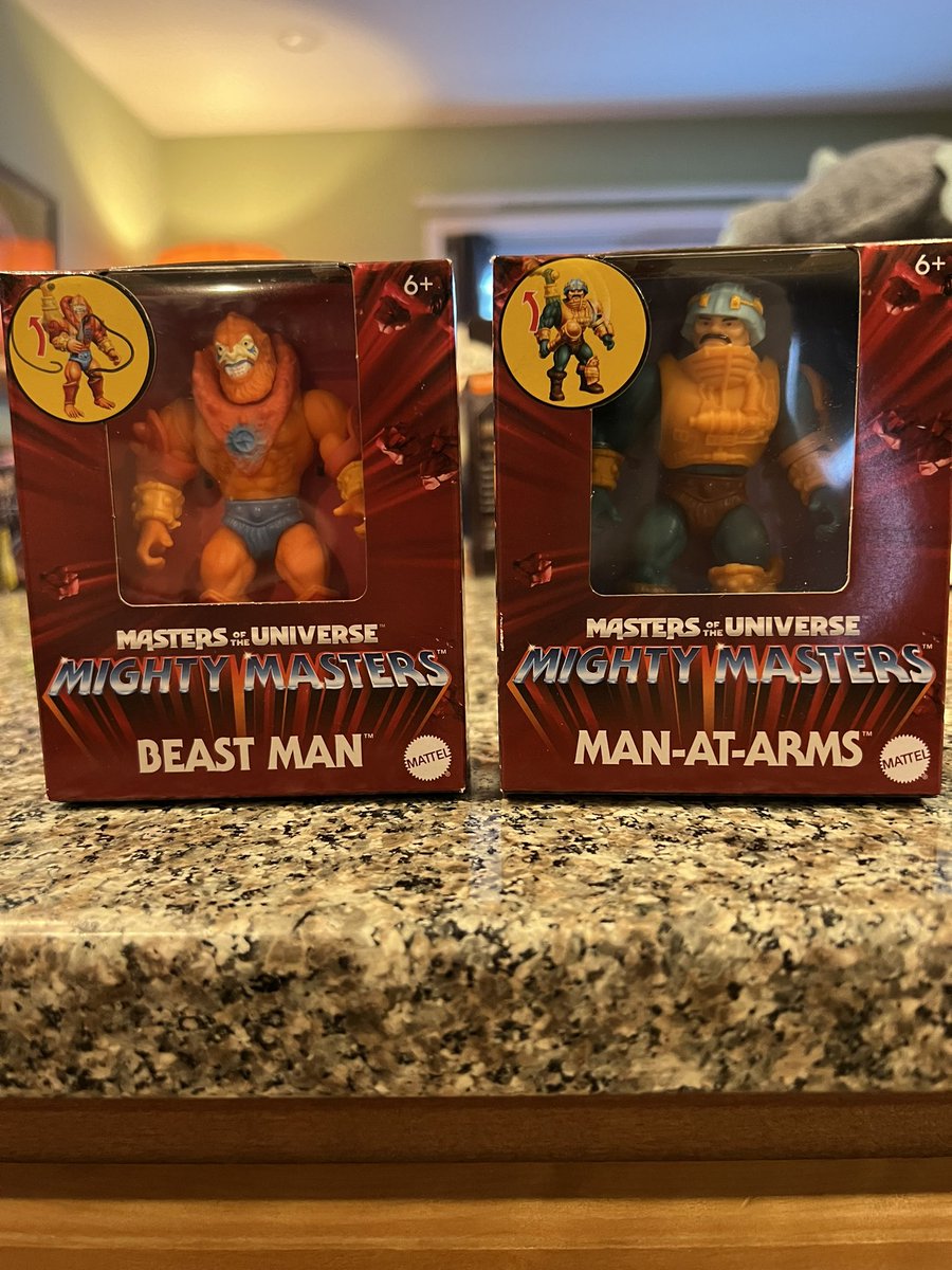 Toyhuntersholl2's tweet photo. Quick Walmart Run today and found the other 2 "Mighty Masters"!
Man-At-Arms & Beastman join the collection and I wonder if they'll do more....
#motu #mightymasters #hemanandthemastersoftheuniverse #beastman #mastersoftheuniverse https://t.co/RPLyrMk5z6