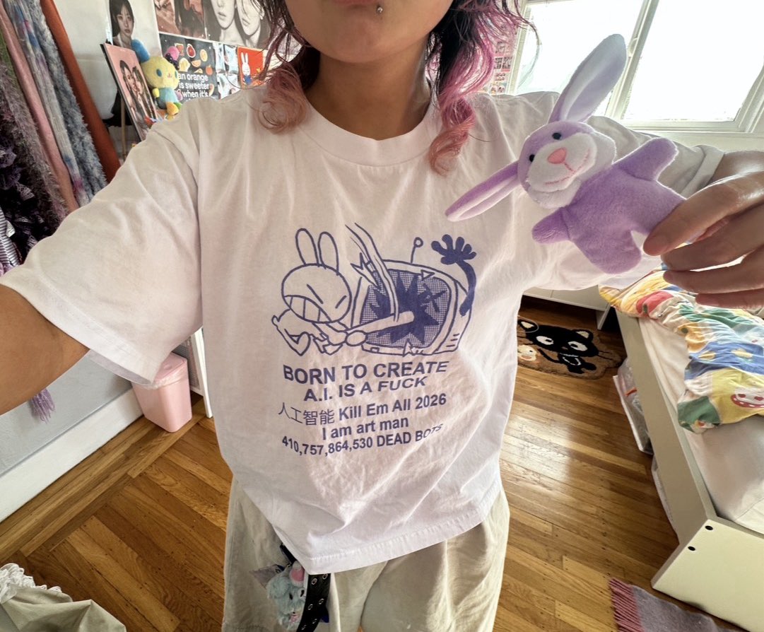 mik★mik⨾ tweet media