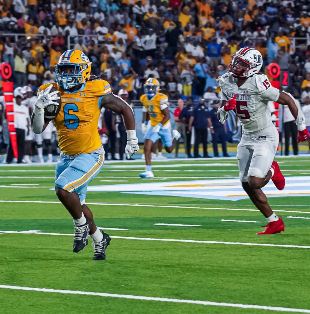 Christian Davis 3 ⭐️DE tweet media