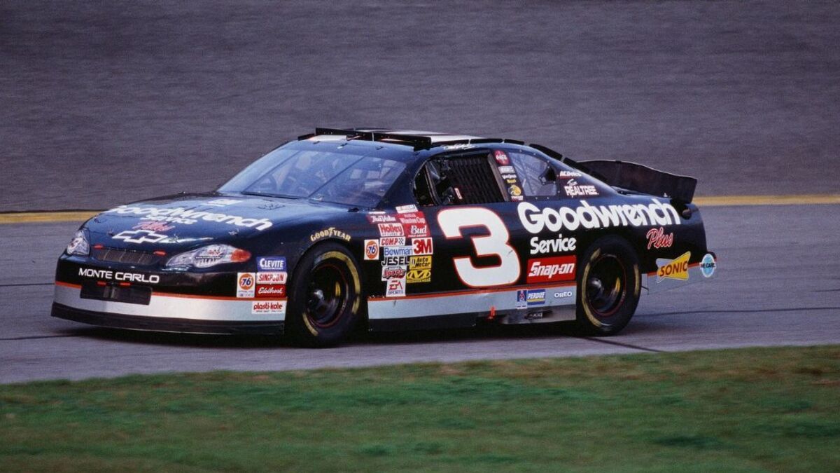 Opinions on NASCAR (William Richard) tweet media