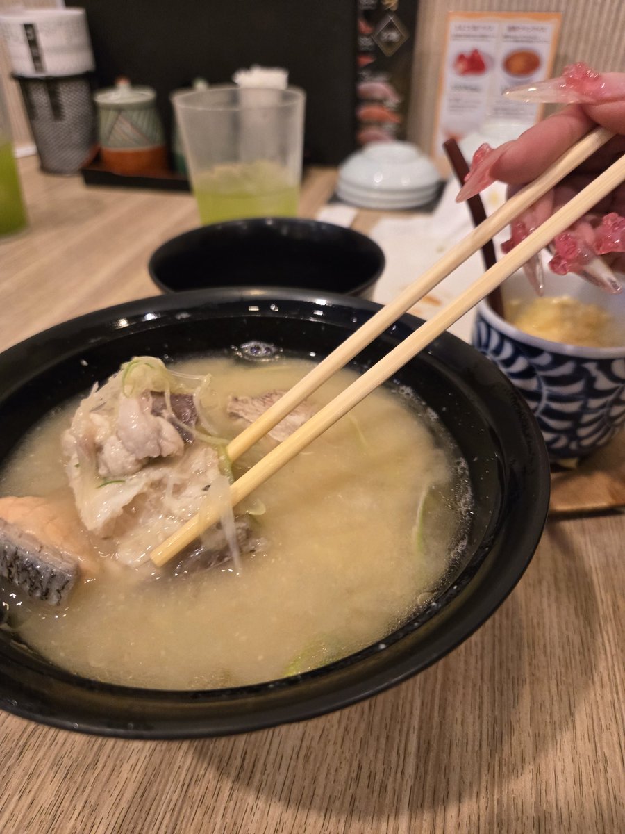 ナポレオン・大・ナマイト tweet media