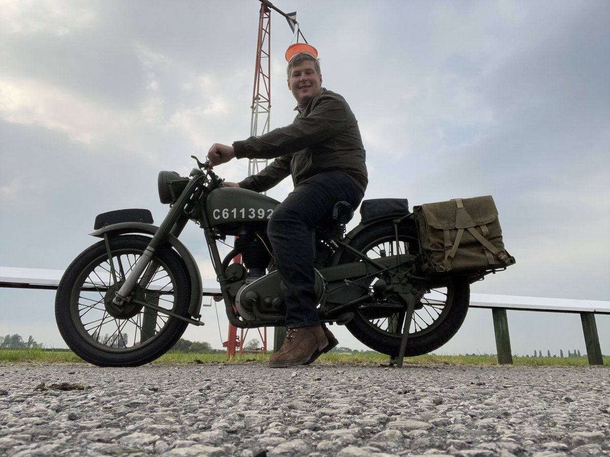 markjackson69's tweet photo. @mototingle We all like a Matchless! 😀👍 https://t.co/rHOTeRNTw1
