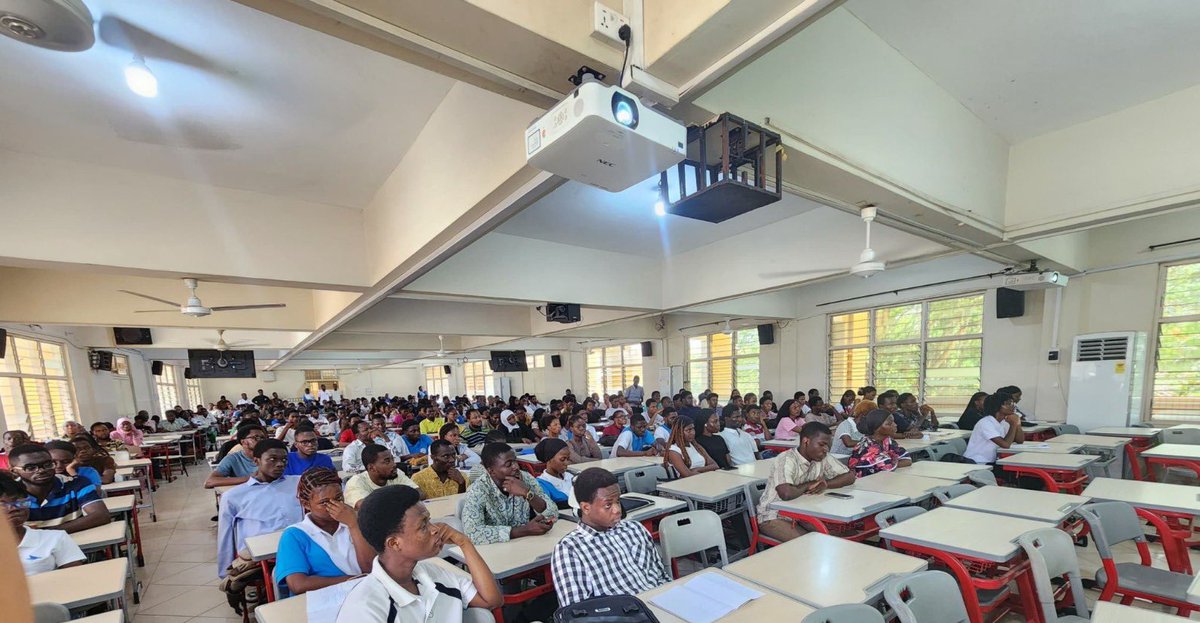 assaknust's tweet photo. Last week, Mr. Tetteh Otuteye, FCAS, inspired KNUST students on navigating tech changes in actuarial science at “The Actuary of the Future” lecture 💡 
Here are a few shots from the event📸🔥
#TheActuaryOfTomorow #RiskIsOpportunity https://t.co/nwOmtd98In