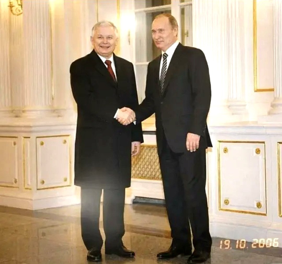 Robin z UE 🇪🇺 🇵🇱🌈 💙💛#PYRA tweet media