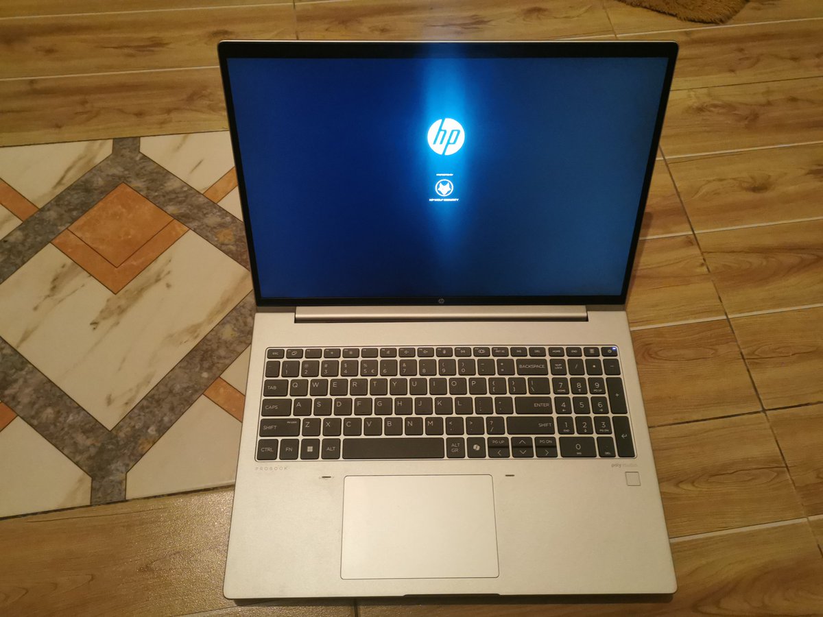 JacobBills16's tweet photo. #Abu Trica

 HP ProBook 465 G11 16" Notebook - WUXGA - AMD Ryzen 5 7535U - 40 GB - 256 GB SSD - English Keyboard - Silver - AMD Chip - 1920 x 1200 - Windows 11 Pro - AMD Radeon 660M Graphics

Pricr :4000 Gh

Call me : 0592230254

#trending #buyer #stonbwoy https://t.co/KZFCNESlhK