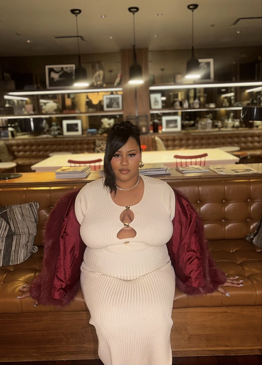 VeraVersU tweet media