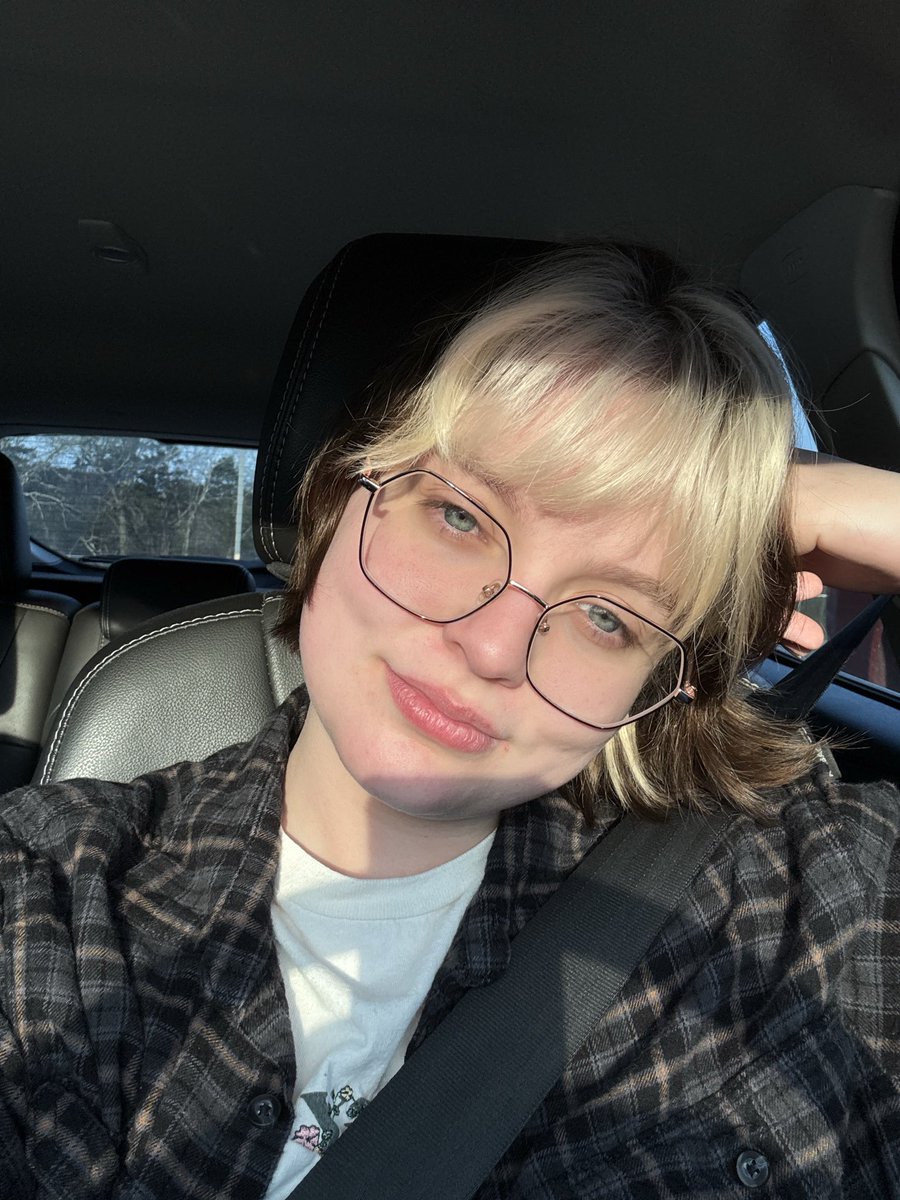 Agent Amalia tweet media