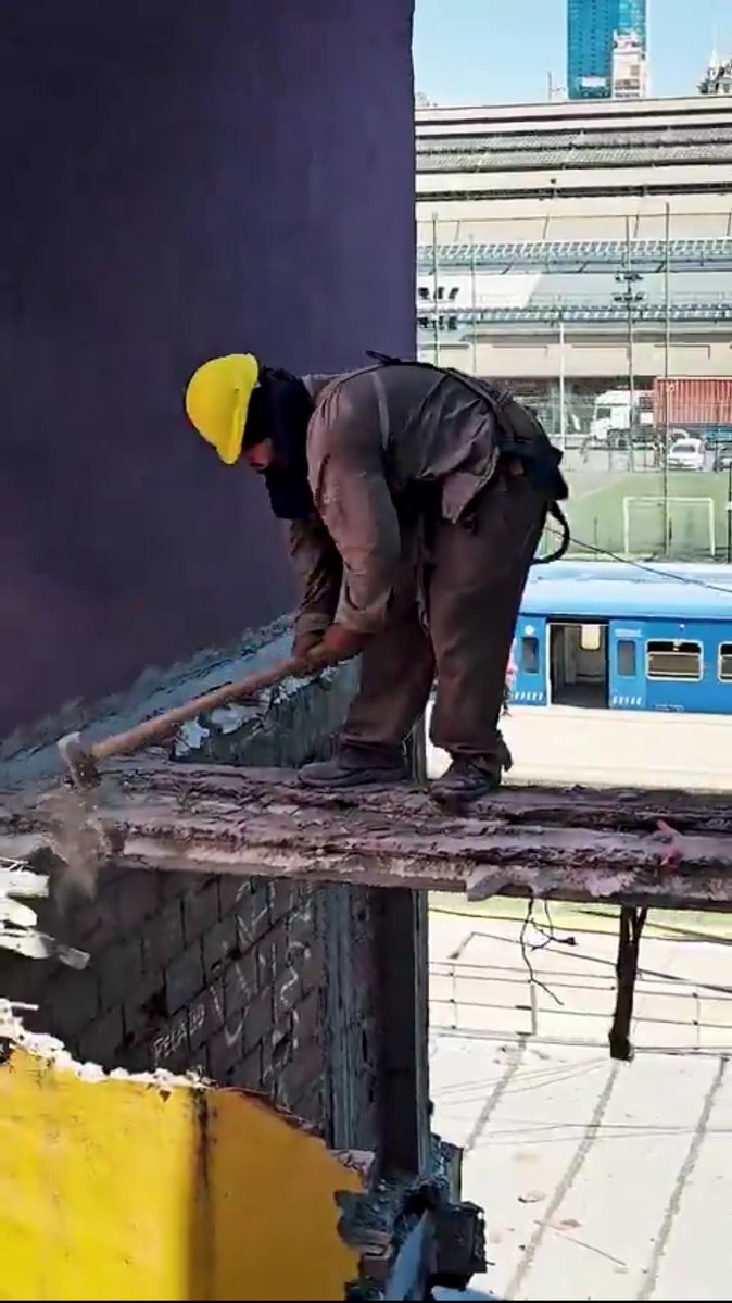 ραмρα 🌻 tweet media