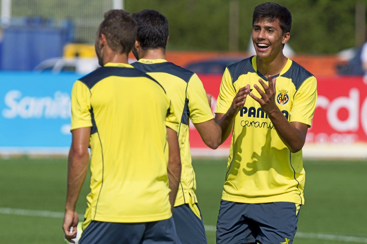 RadioestadioN's tweet photo. 🎙️Rodrigo Hernández

"Elegí al Villarreal porque para mí también era importante la parte humana, la parte educativa...y eso lo tenía en su residencia"

"La cantera significa mucho para el Villarreal, tiene muchos valores" https://t.co/hQw13SR2v9