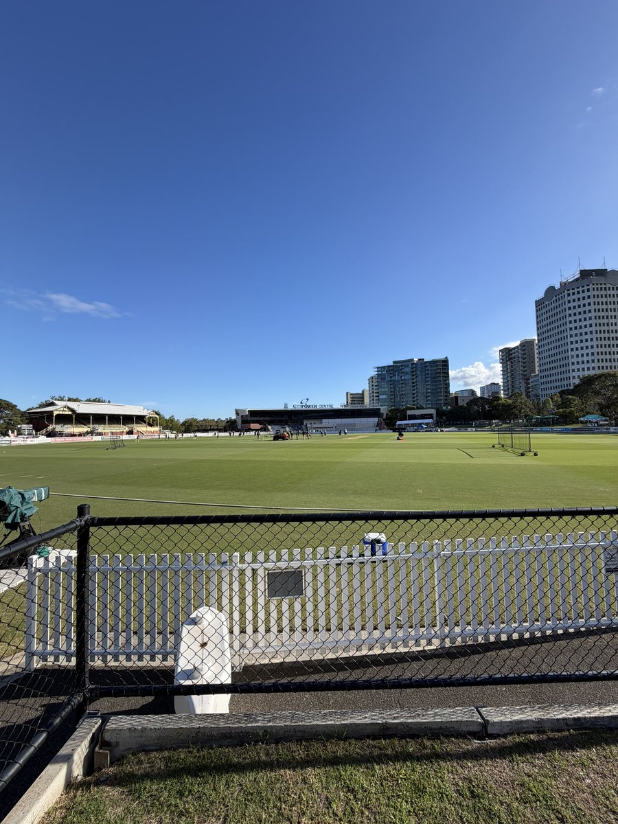 Thomas Miles tweet media