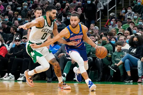 The Celtics are 2.5-point home underdogs tonight to the Thunder.

<a href="/TomGilesNBCS/">Tom Giles</a> asked me "When's the last time the Celtics were home underdogs with both Tatum and Brown available?"

Believe the answer is Dec 17, 2021. BOS +4 was a push in a 111-107 loss to the Warriors.