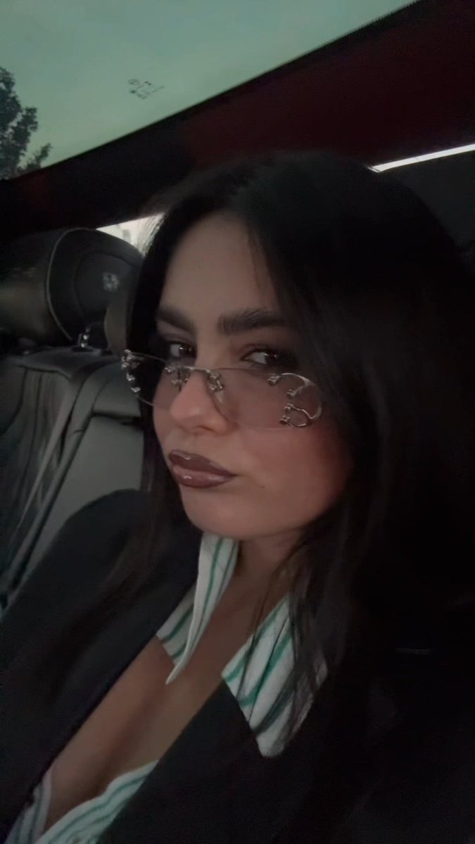 ameetsi🌼 tweet media