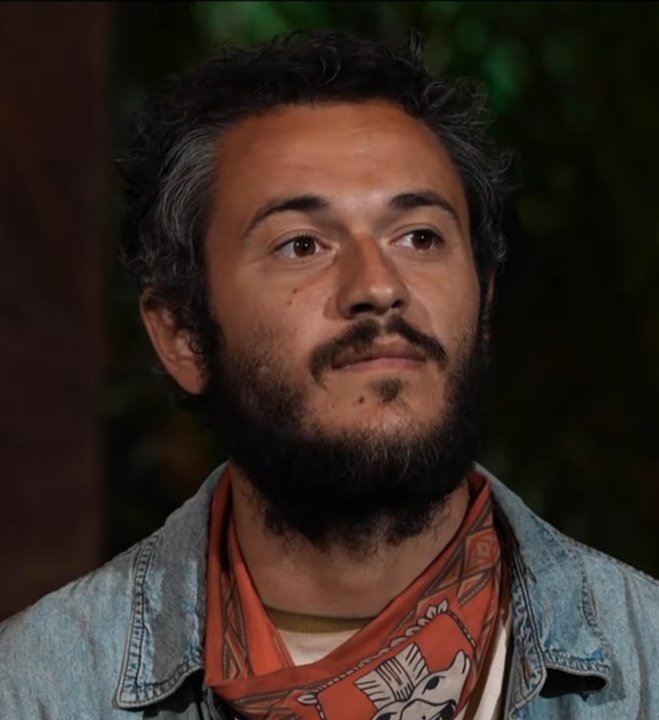 d_esp1na tweet media