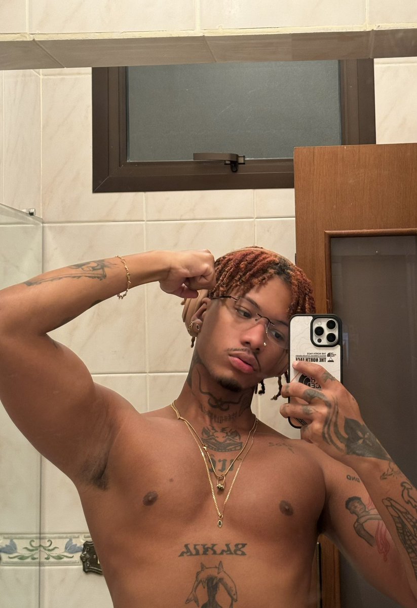 Hisan da Dendezeiro tweet media