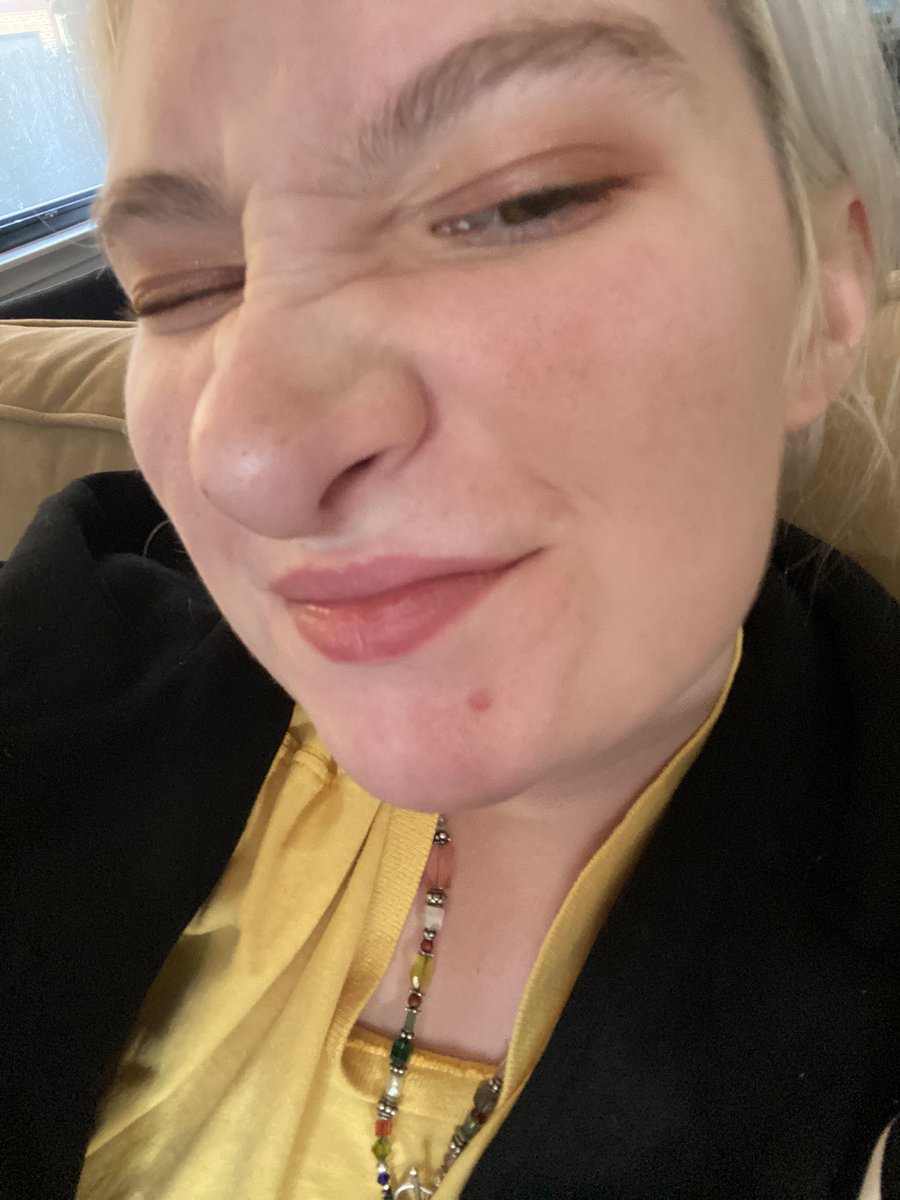 pulp praline ⚢ tweet media