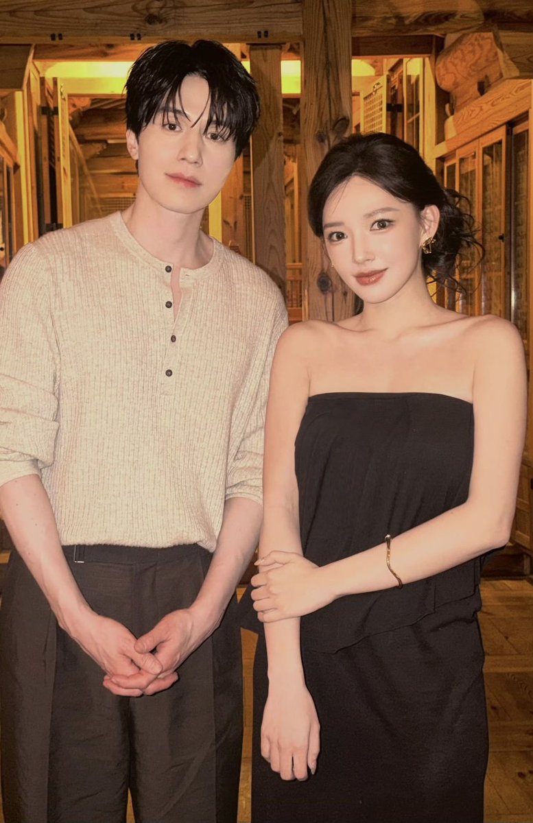 Lee Dongwook tweet media