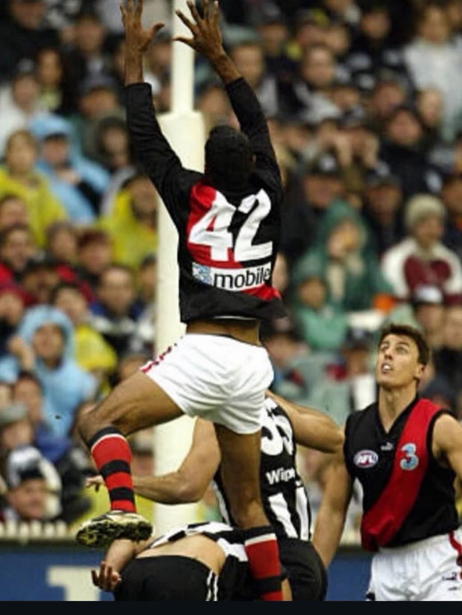 NATRAT42's tweet photo. Treaty Assembly voting booth open today at the Ballarat & District Aboriginal Co operative 
11am - 2pm Wadawurrung Country 

I’ve played a lot of footy at the elite level 10 years with the Essendon Bombers and another 10 years of playing local footy. I understand working as a team to achieve success and the hard work and discipline you need to put in to make it happen. 

Vote 1 Nathan Lovett-Murray and you can vote online https://t.co/bsUCGHZ0bM
