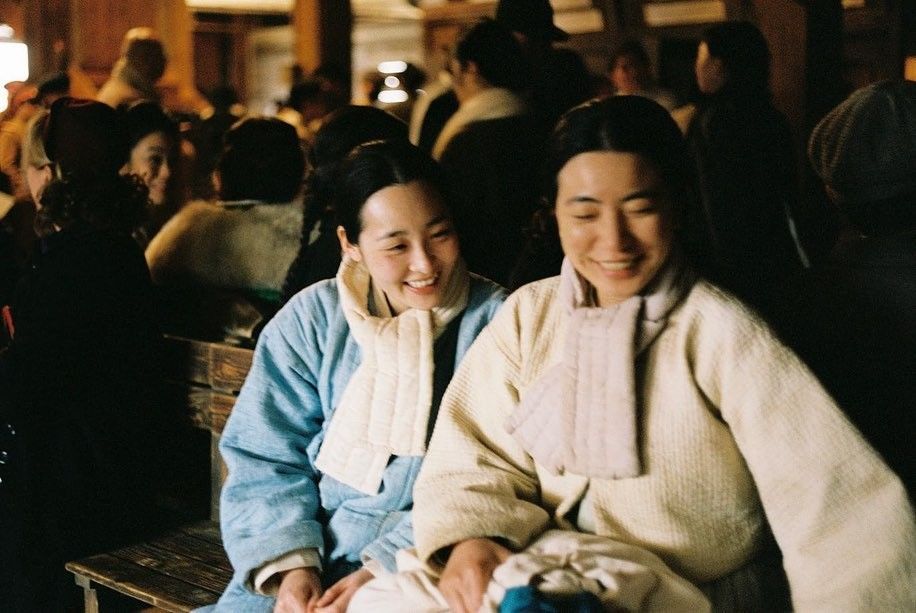 kim minha updates tweet media