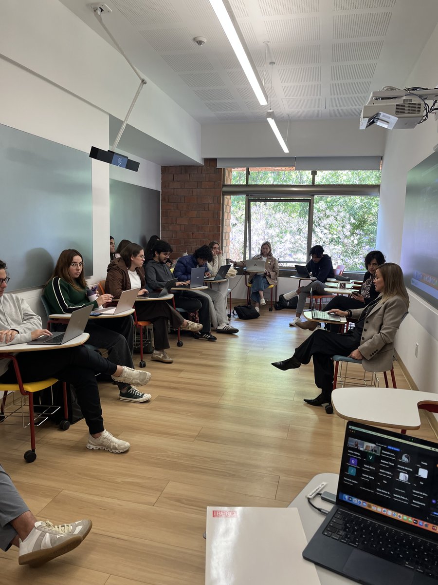 ibero_derecho's tweet photo. Con gran éxito concluyó el 1er Taller de análisis multidimensional del HRGG:
📍“La Guerra de Irán. Perspectivas geopolíticas, geoeconómicas y jurídicas”

🙌 Gracias por ser parte de este espacio.
¡Nos vemos en la próxima sesión! https://t.co/HVz20Mo7vO