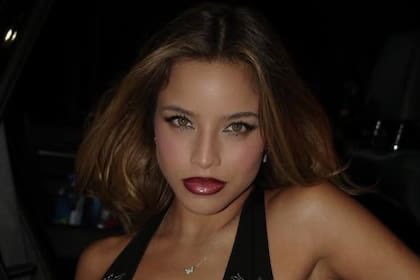 nom0leste tweet media