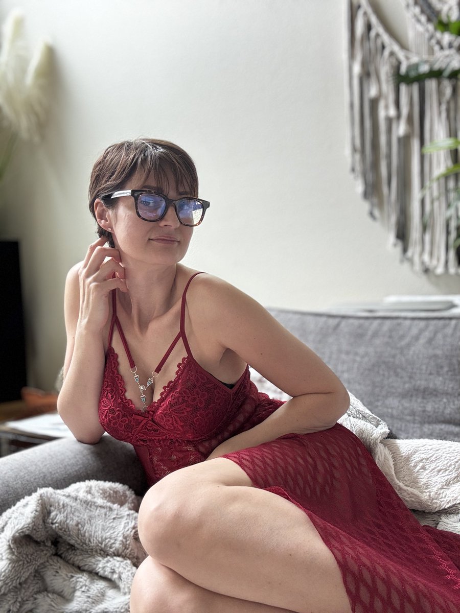 Masha Nova tweet media