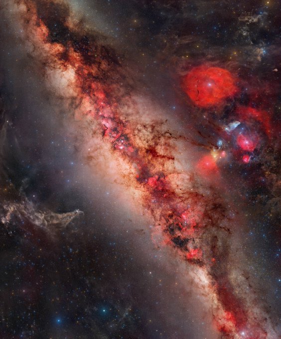 Black Hole tweet media