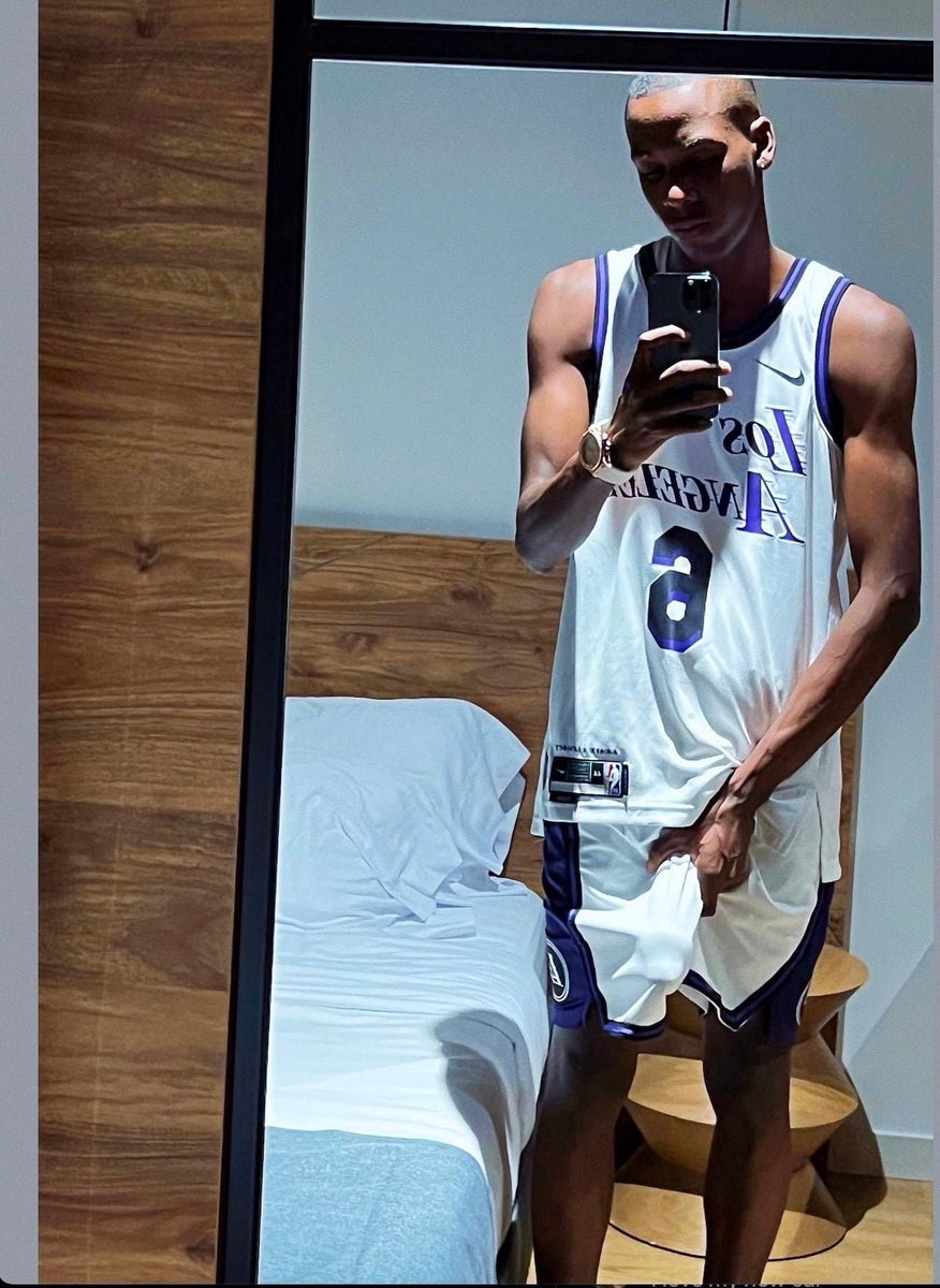 MMorales tweet media