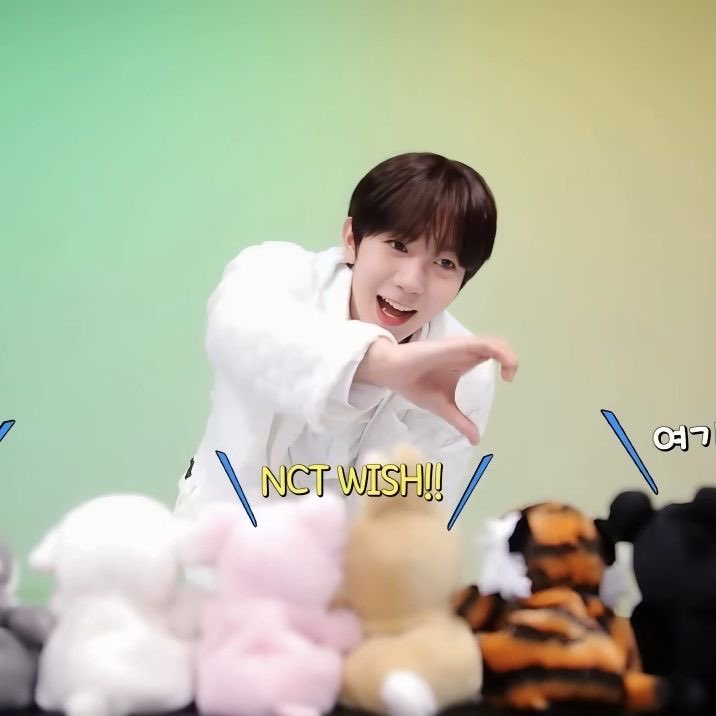 료앞니 tweet media