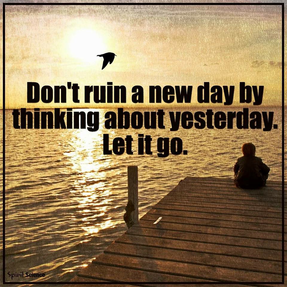 sunny_side1890's tweet photo. #quotes #positivibes  #motivation #mentalhealth #positive 
#Attitude #life #lifestyle #morningmotivation 
#GoodMorning 
#gymmotivation 
#workoutmotivation
#Thoughtoftheday
#Dailymotivation 
#Dailyinspiration https://t.co/5uMBhi1BP2