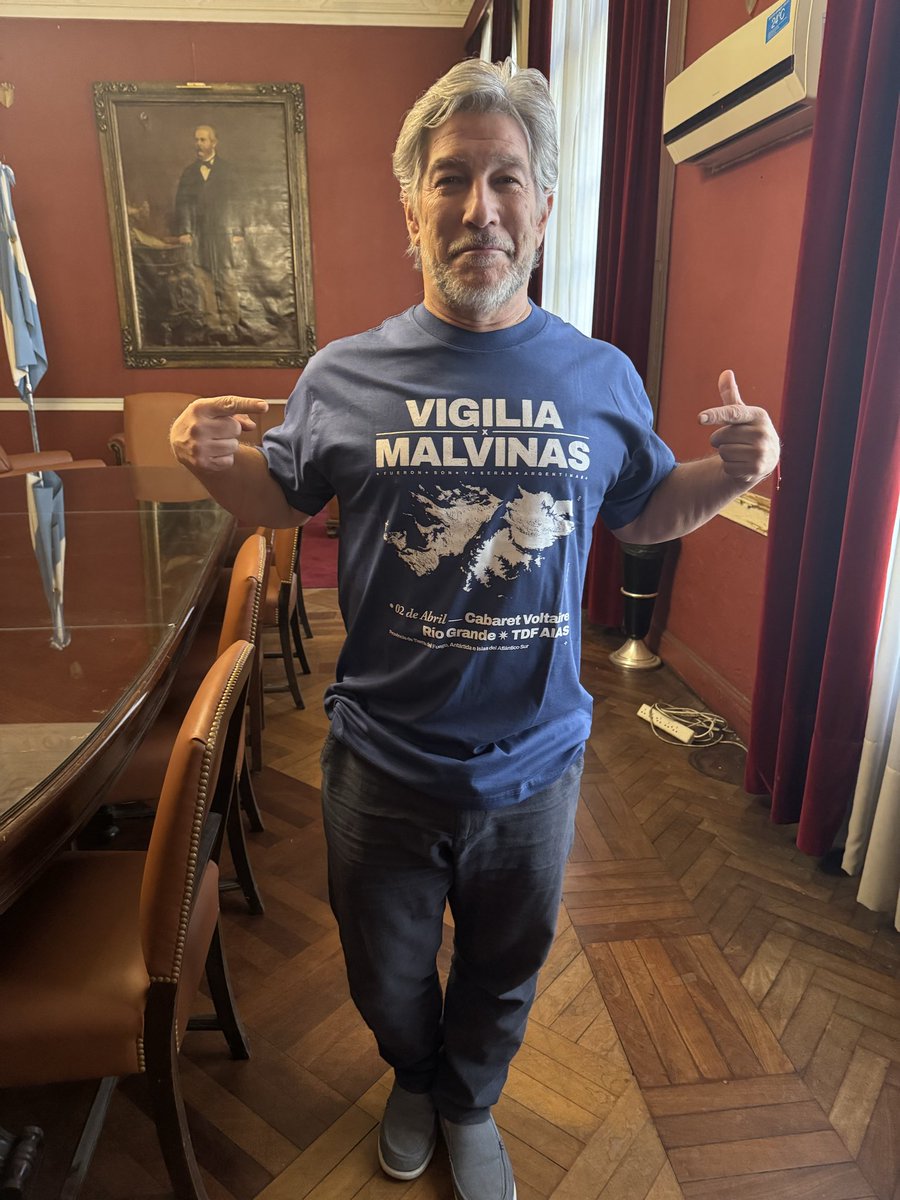 Tirano Prófugo tweet media