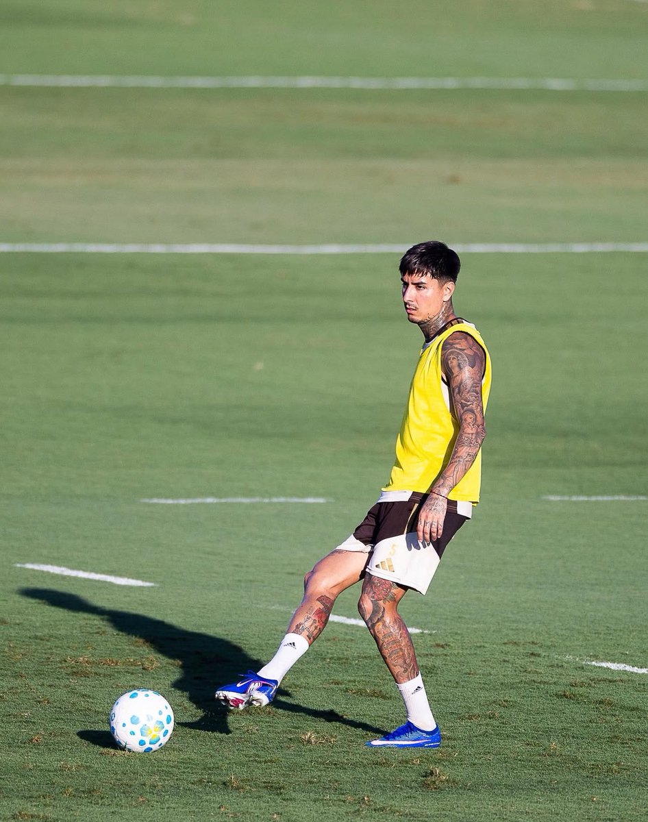 Raphaela 🥷 ❤️🖤 tweet media