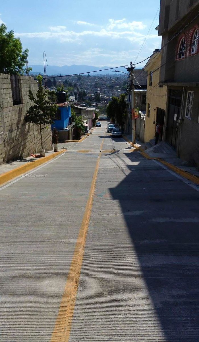 Nada ha sido regalado. Cada calle, cada servicio en el Cerro del Tejolote y Clara Córdova es fruto de la lucha organizada del pueblo consciente. #ElPuebloUnidoProgresa