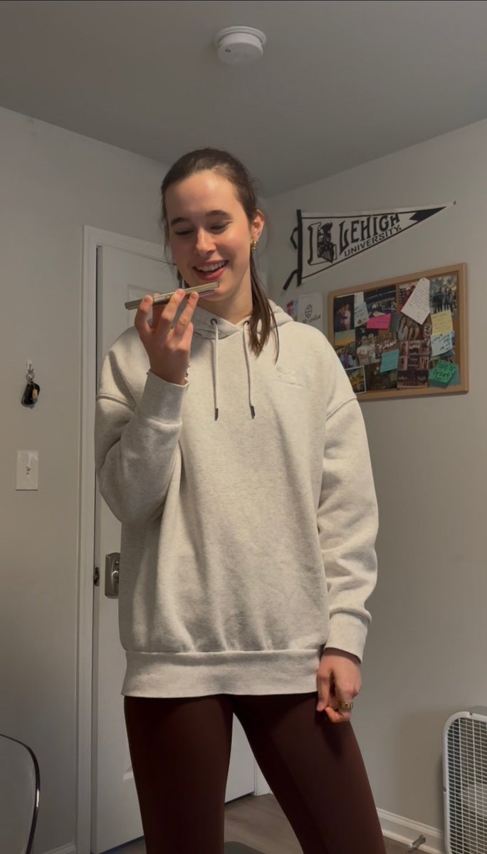 Jonny Lind tweet media