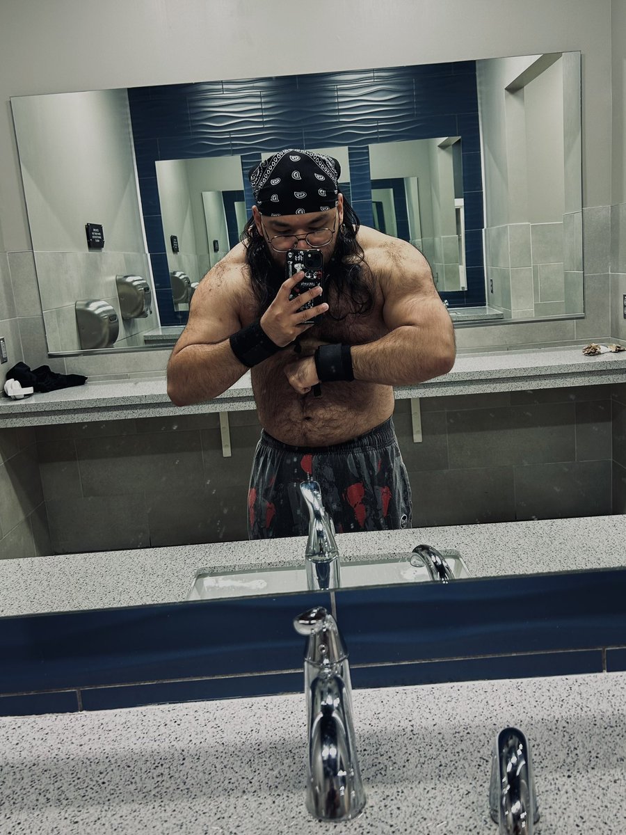 tøny d . ❤️🩹 tweet media