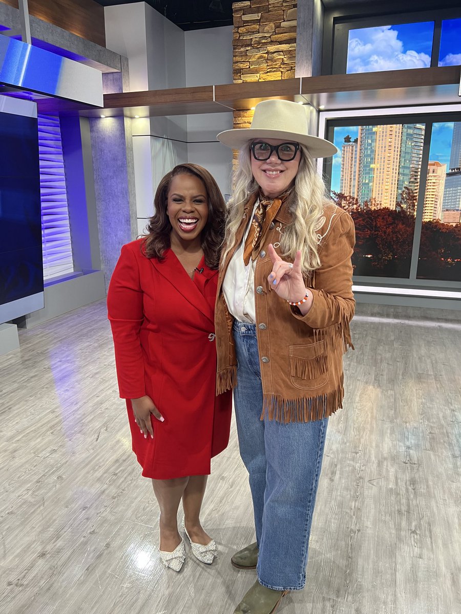 JSM_ATX's tweet photo. Thank you UT Alumna @averytravistv for having me in studio to share my incredible experience in Nashville as @KXAN_News Remarkable Woman of the Year &amp; winning @NXSTMediaGroup National Public Safety Award. 

Grateful to @jensandersTV for sharing @safehorns ‘Why’-Haruka Weiser. 🧡 https://t.co/BqeVtWC9C2