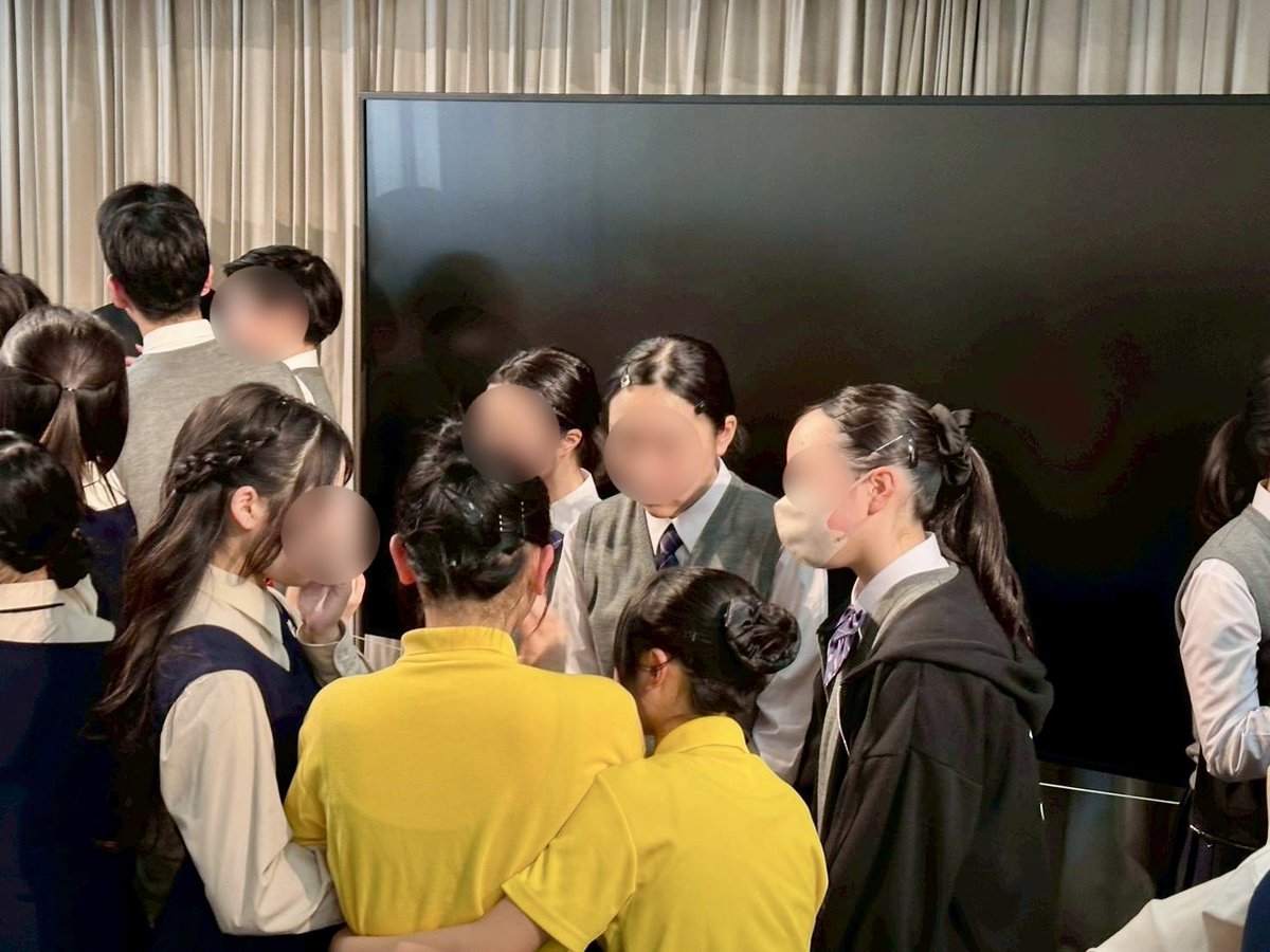 hikari20220513's tweet photo. 無事本番終了😆満足できる演奏が出来ました❤️写真撮影の後、こちらの演奏会を見に、音楽堂隣の古関裕而記念館へ。午前中アンコンに出場していた3団体が演奏を披露して下さいました。交流タイムもあり、団員はI先生がいつも言う「合唱をしている人はみんな仲間」を、すごく実感したそうです😆 https://t.co/92qb1sMN1w