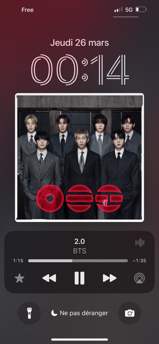 ella⁷ is seeing BTS 💗 tweet media