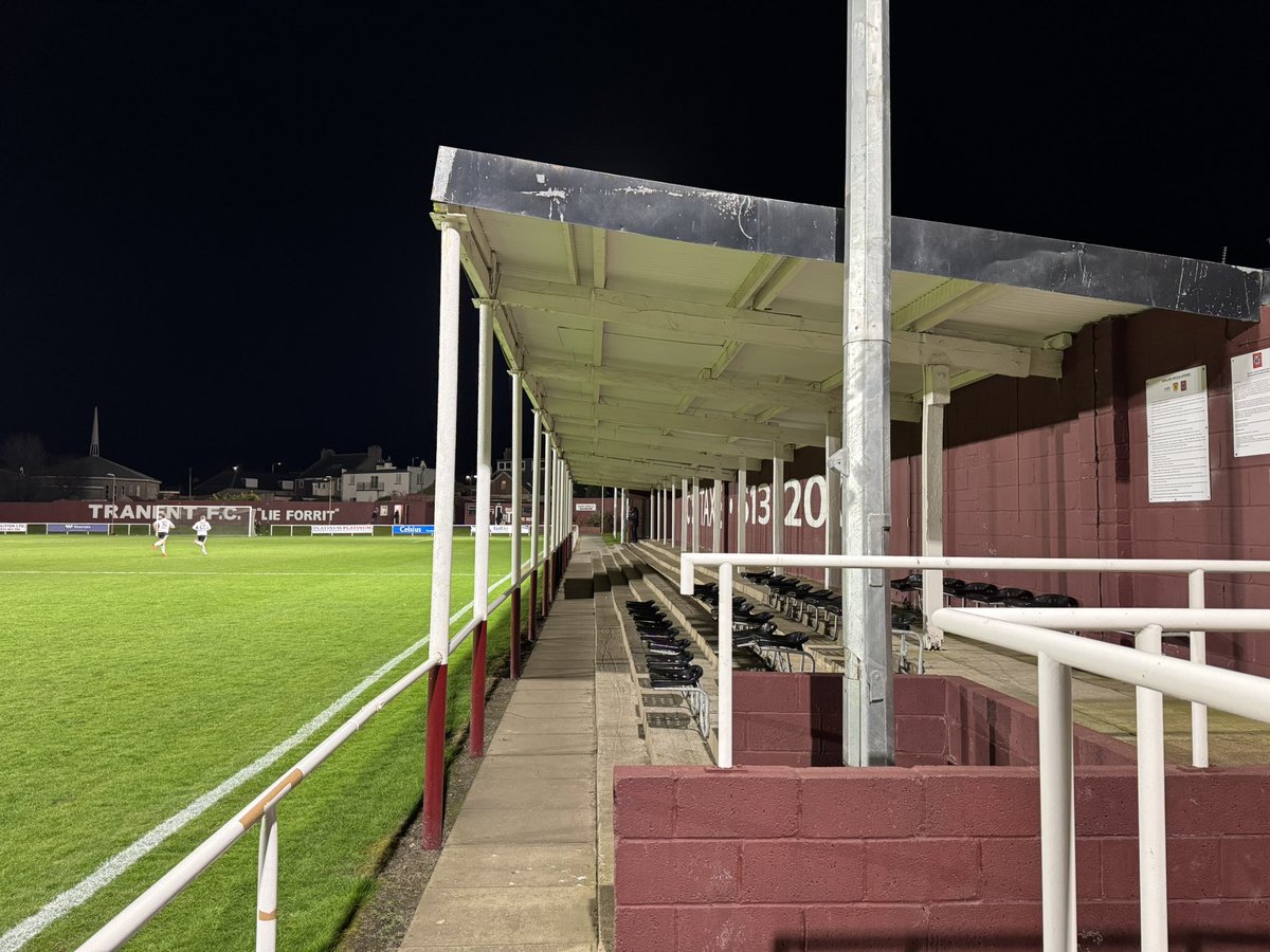 𝙹𝙰𝙼𝙸𝙴 𝙼𝙲𝚀𝚄𝙴𝙴𝙽 tweet media