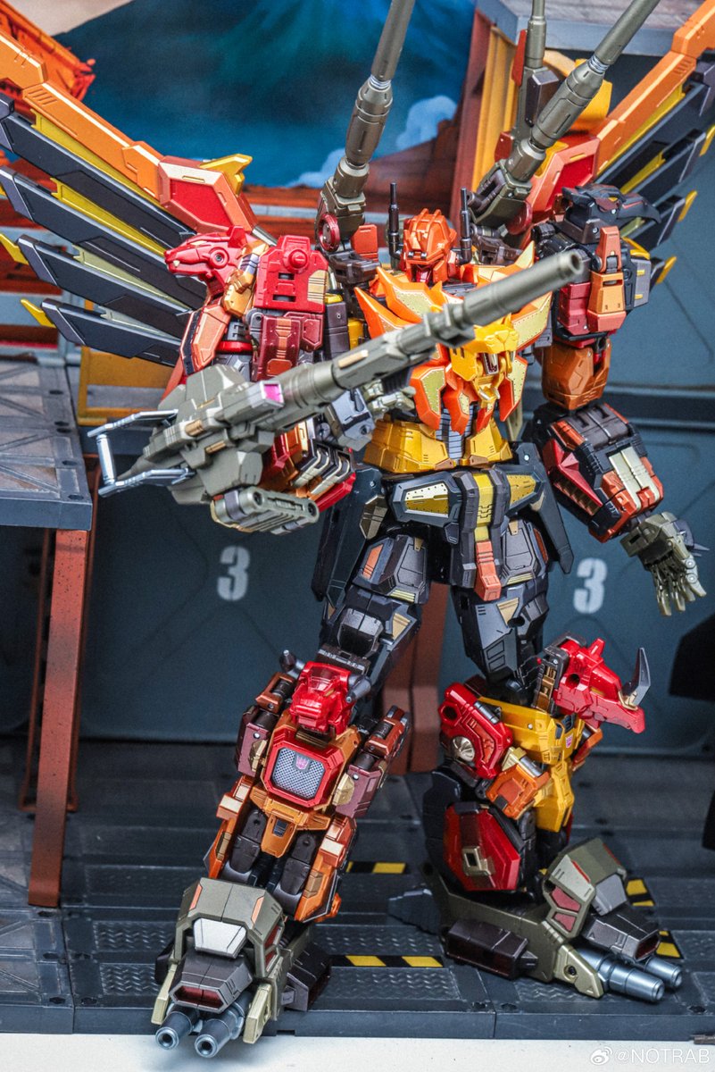 TFsource's tweet image. 👀Check out images of the upcoming Takara Tomy T-Spark Adamas Machina AM-T02 Predaking. #impressive 

Instock Soon 👉 tfsource.com/japanese-trans…
📸NOTRAB