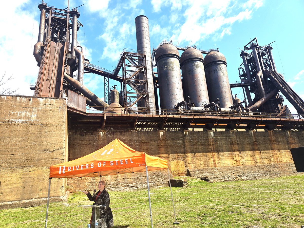 ecpgh's tweet photo. The namesake of Rankin's Carrie Furnaces has been revealed by Rivers of Steel. The fascinating historical tale is recounted by Prentiss Orr. See his story on the event: https://t.co/YMwH8NqWoy @CarrieFurnaces #PittsburghHistory #PittsburghSteel #Pittsburgh #Pgh @prentiss_c https://t.co/I0Zk0KHaqt