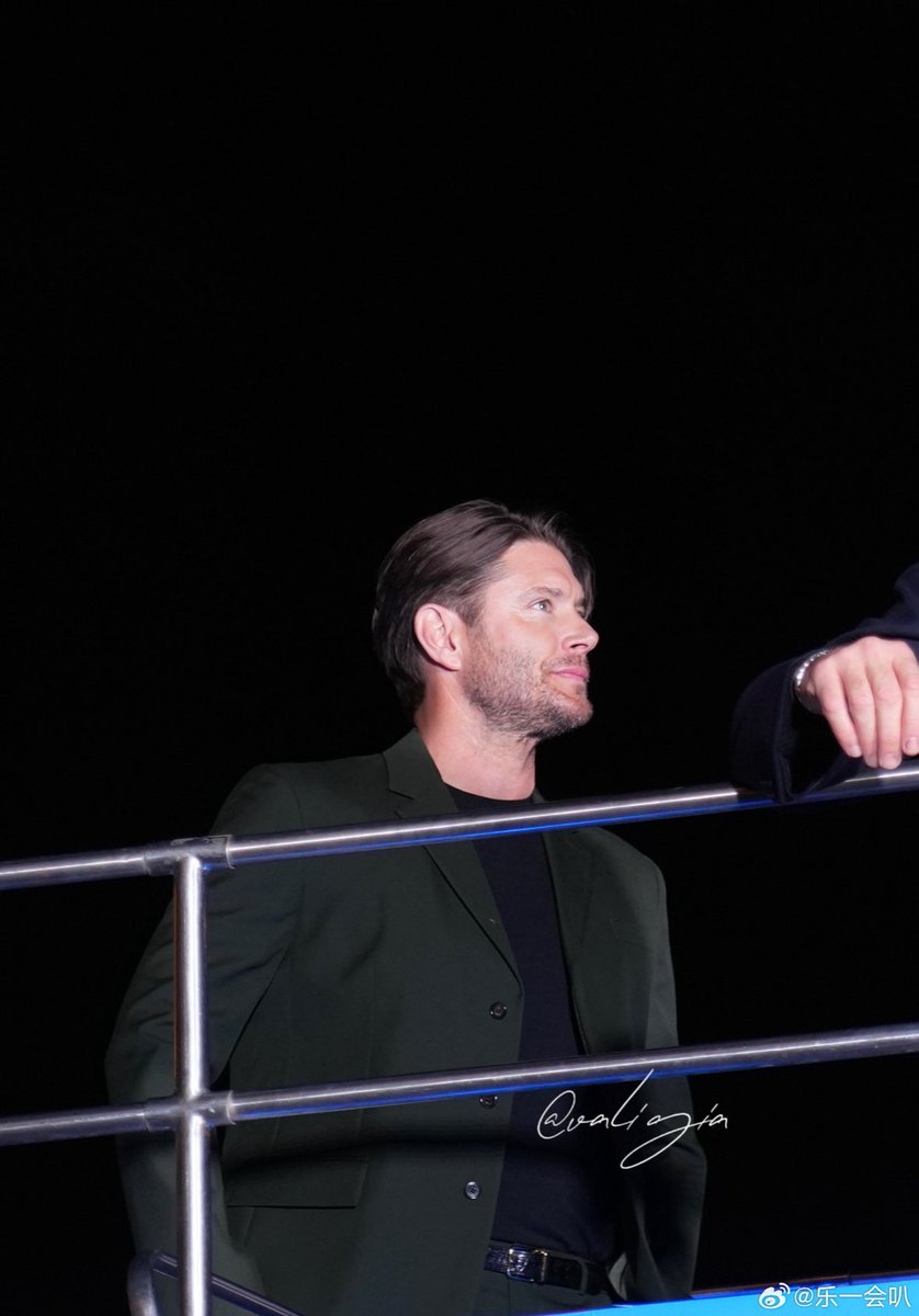 𝙹𝚎𝚗𝚜𝚎𝚗 𝙰𝚌𝚔𝚕𝚎𝚜 𝙵𝚊𝚗𝚙𝚊𝚐𝚎 tweet media