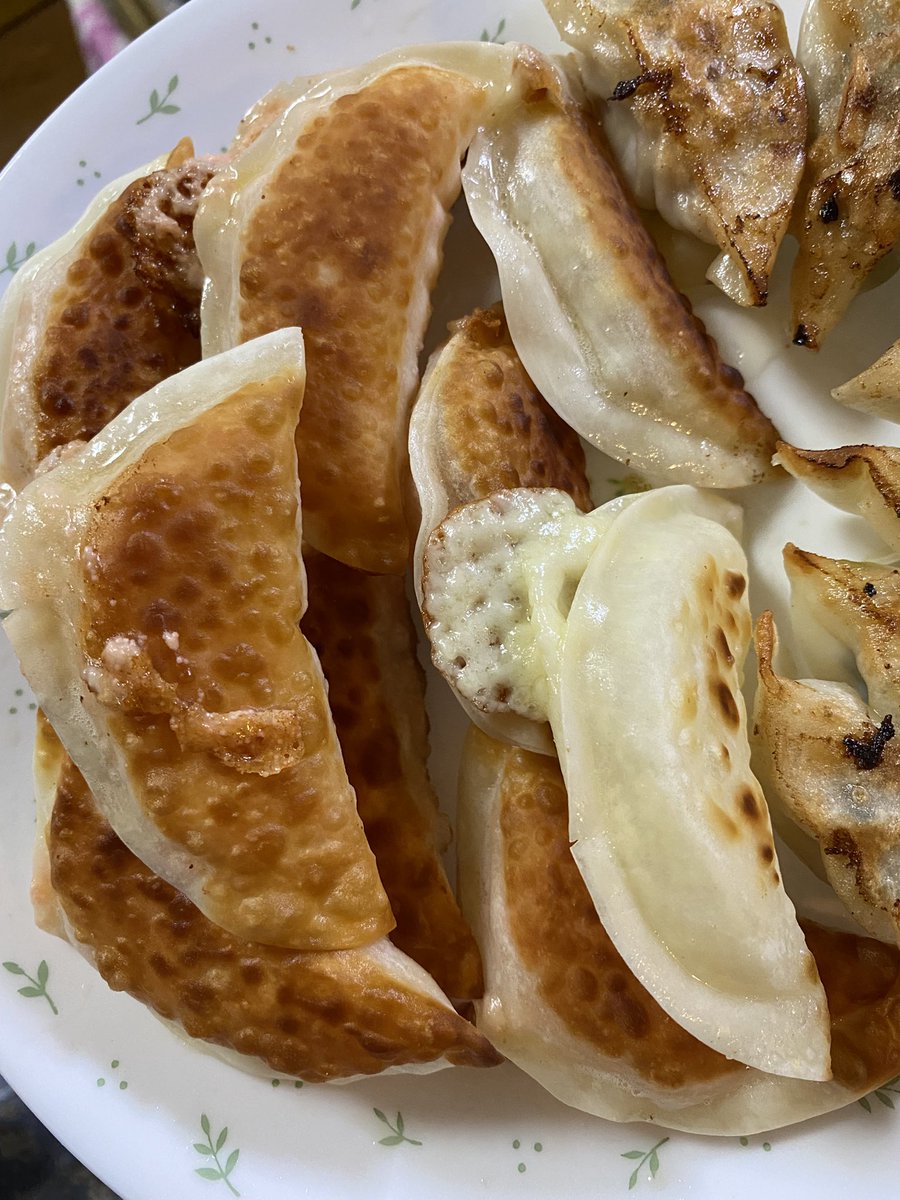 溶けねこ tweet media