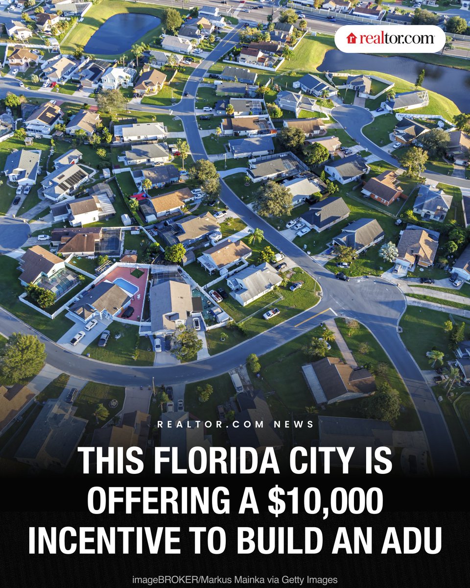 Realtor.com tweet media