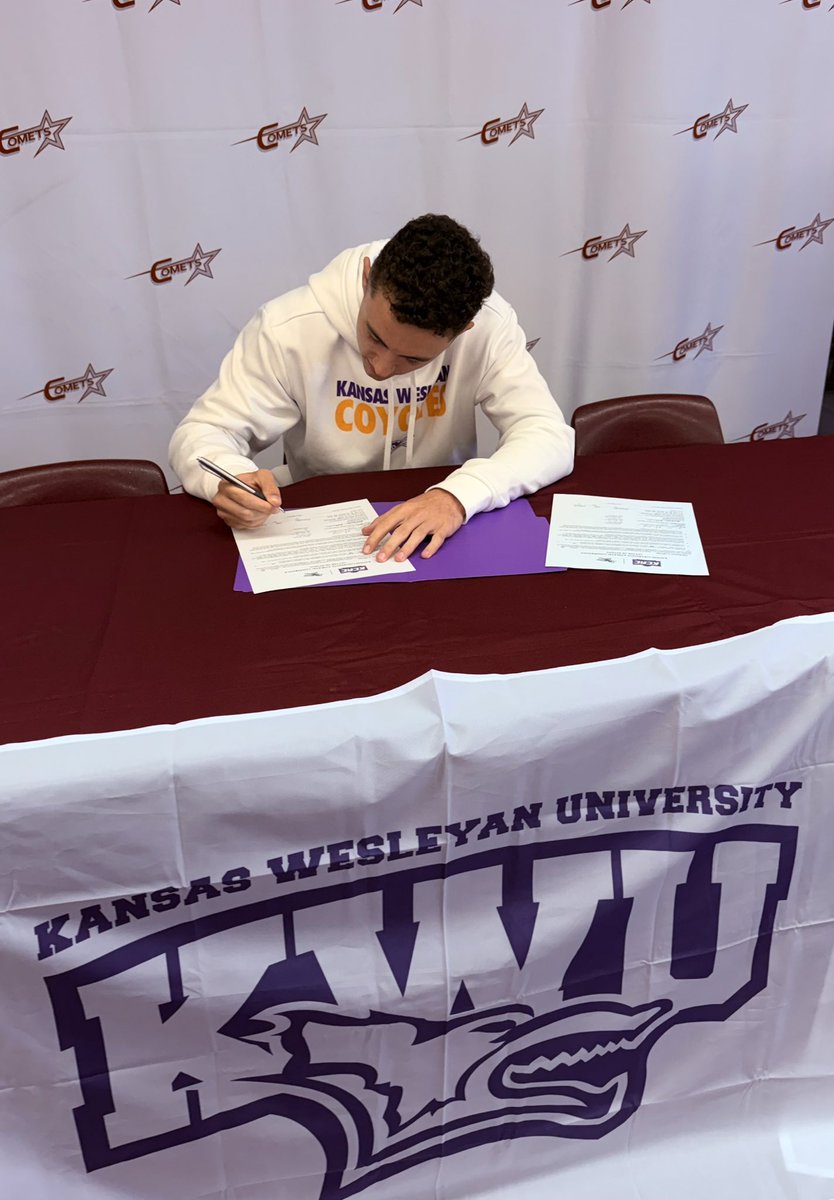 DRL33's tweet photo. Signing Day for Jackson!!! Super proud of him! Thankful to Velma-Alma for celebrating their student-athletes!!💫🤍🏀➡️#RollYotes💜💛🏀 https://t.co/y37jhG1RAx