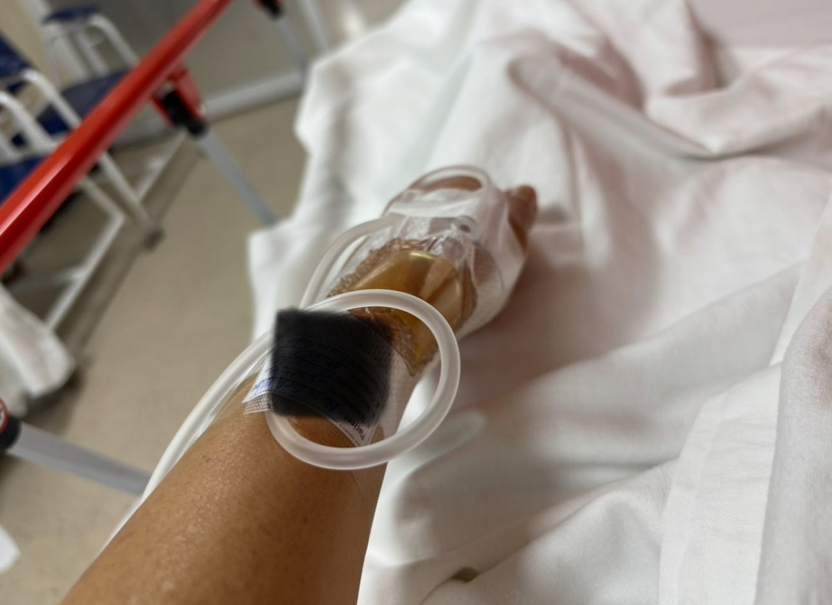 Mejorando gracias a Dios.
Aunque me faltan de 3 a 5 días hospitalizada.
Gracias a todos x sus oraciones y muestras d cariño q con gusto responderé apenas pueda.
Deseo q estén todos bien.
Dios los bendiga.