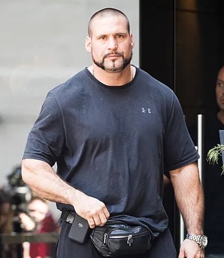 UpdateCharts tweet media