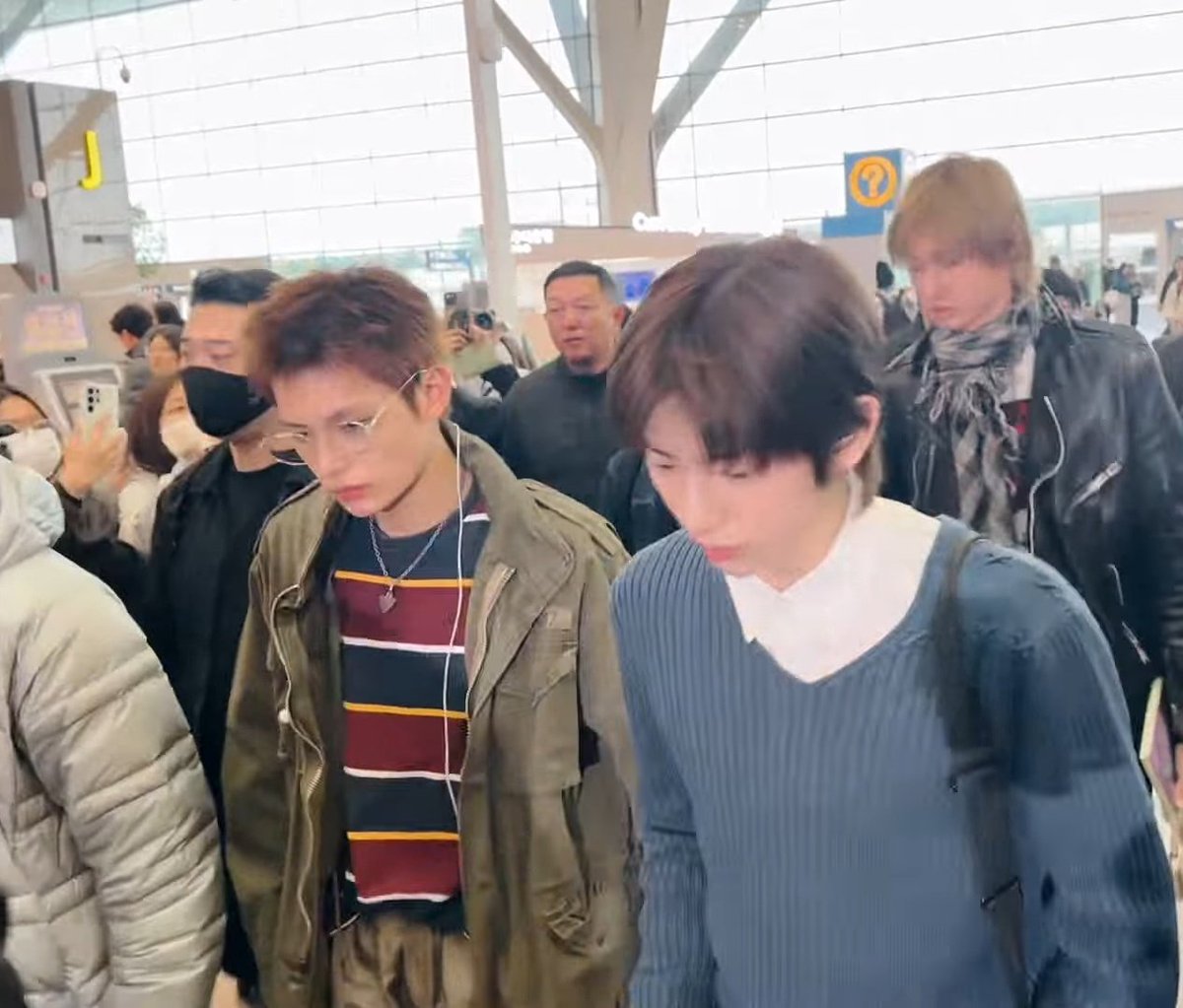 aj IS GREEN tweet media