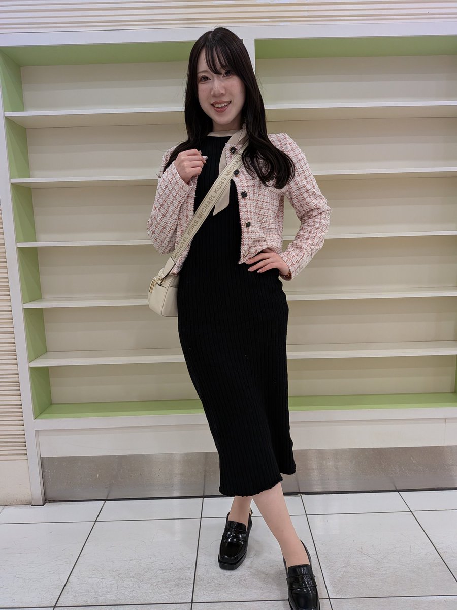#おすまし顔
#パチンコ
一眼カメラではありませんがパチンコやさんの休憩所です