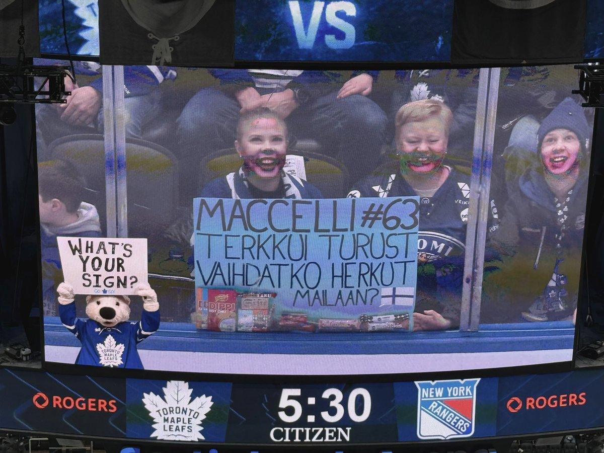 Mark Masters tweet media