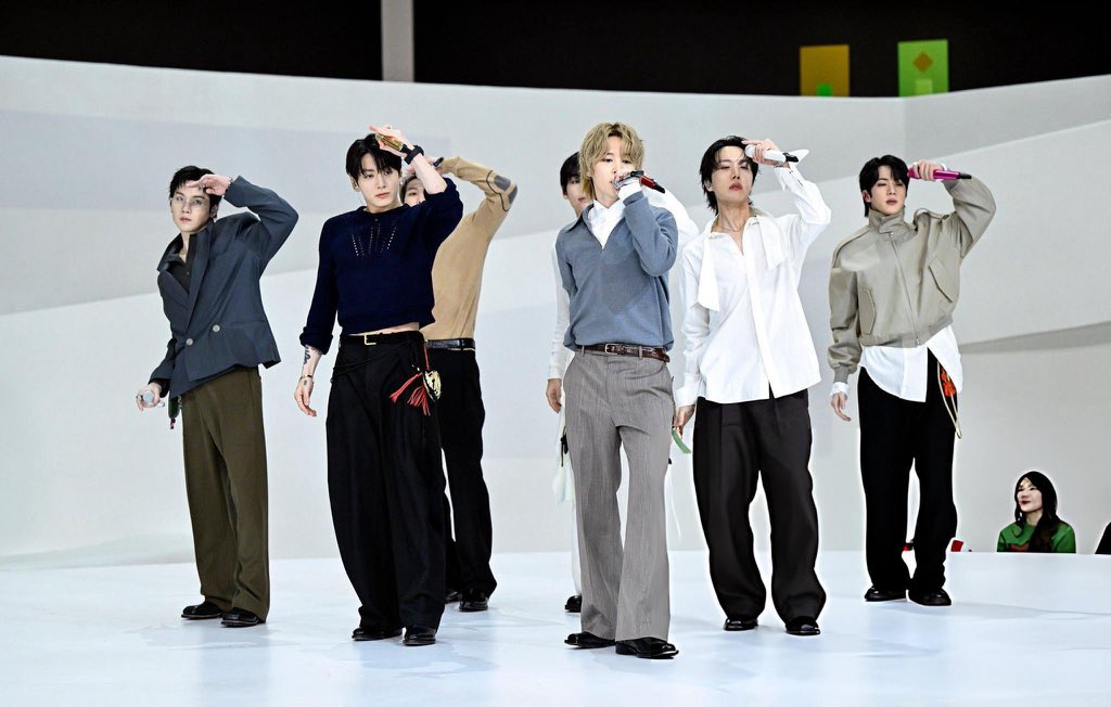 BTS Charts News tweet media